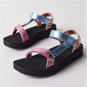 *HOST PICK* Teva Metallic Colourblock Universal Midform Sandals